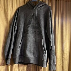 Men’s M Gray/Black  Reebok Hoodie Pullover Long Sleeve Drawstring Logo Kangaroo